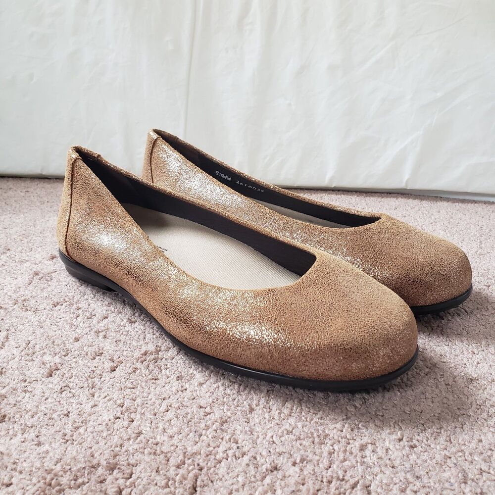SAS Scenic Ballet Flat Sunstone Metallic Gold Women's Holiday Shoes Size 8.5 WW